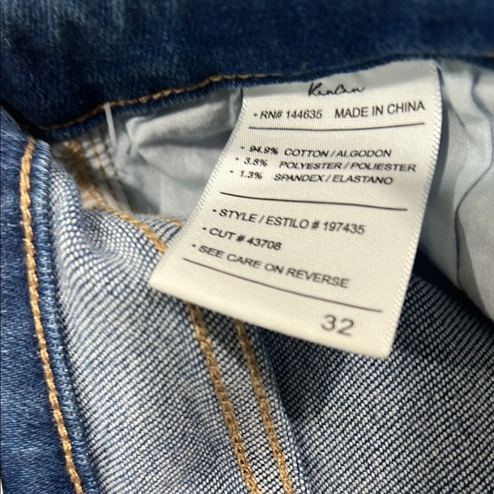 KanCan Blue Ankle Cropped Jeans with Distressed Details - Picture 3 of 6